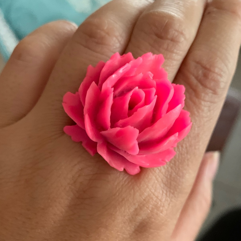 Peony ring